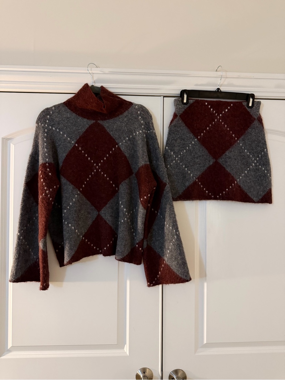 Commense Argyle Turtleneck Sweater & Mini Skirt - Gray & Burgundy